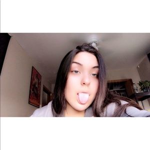 Meet your Posher, Kendra